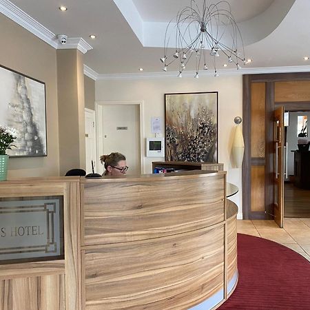 Hannon'S Hotel Роскоммон Экстерьер фото