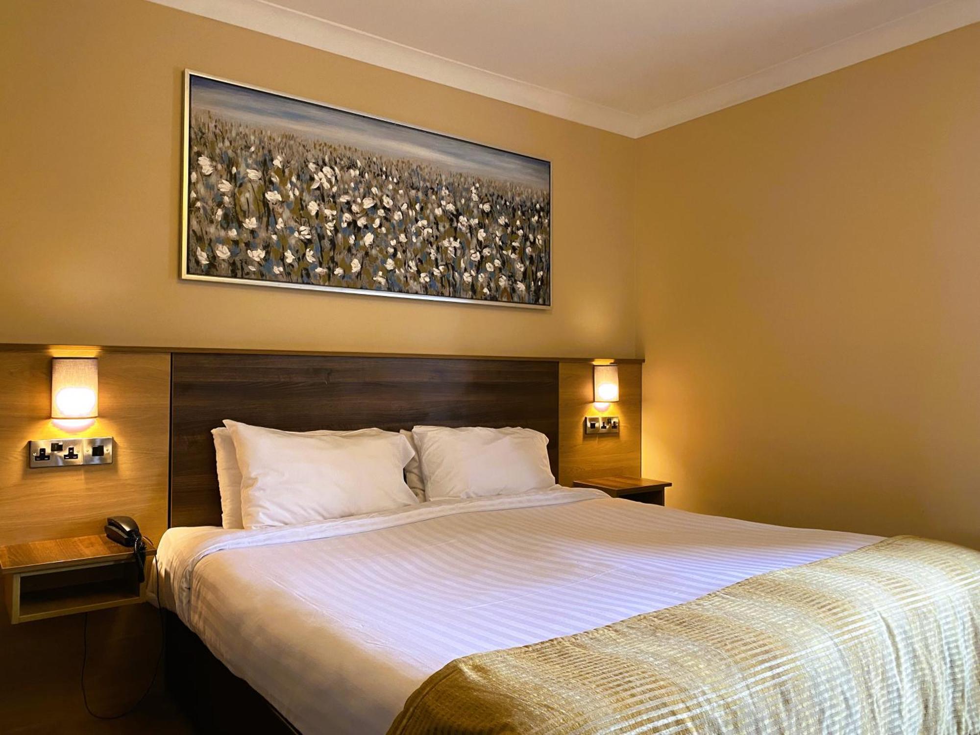 Hannon'S Hotel Роскоммон Экстерьер фото