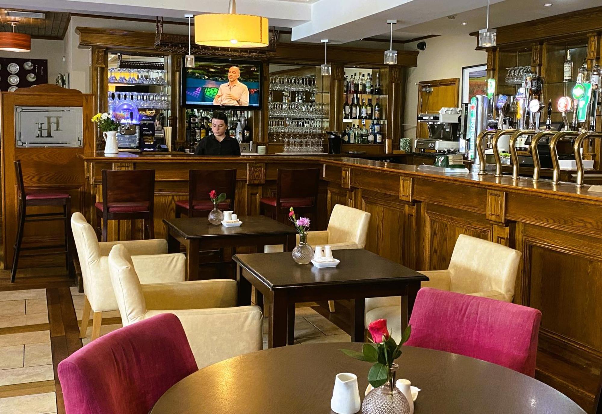 Hannon'S Hotel Роскоммон Экстерьер фото