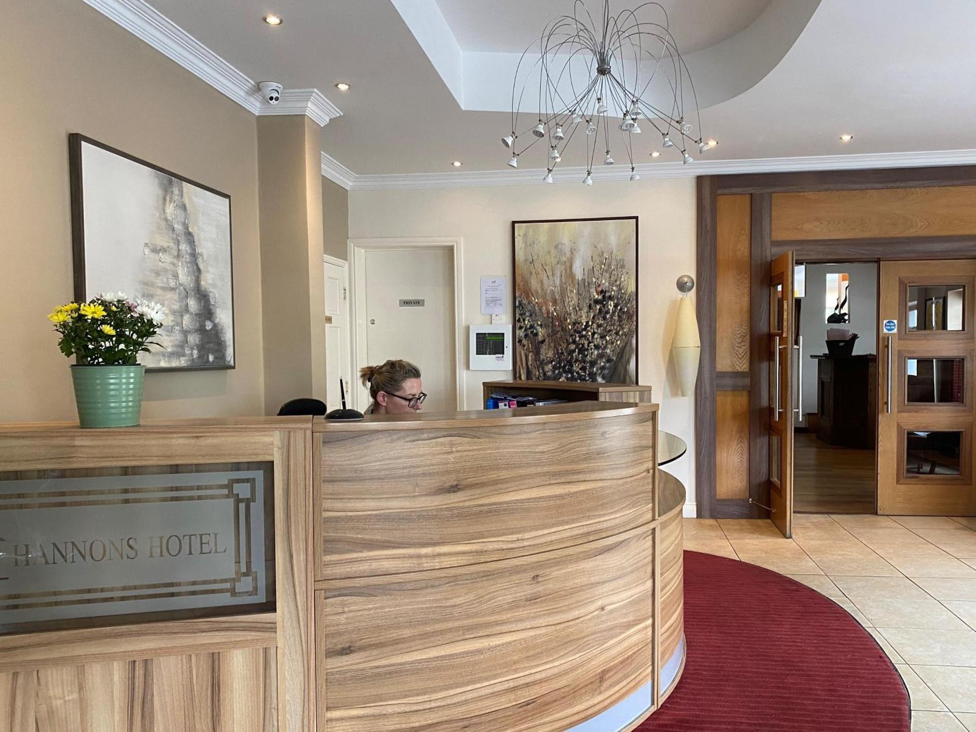 Hannon'S Hotel Роскоммон Экстерьер фото
